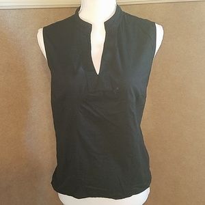 Women's black sleeveless top (guessing a medium)